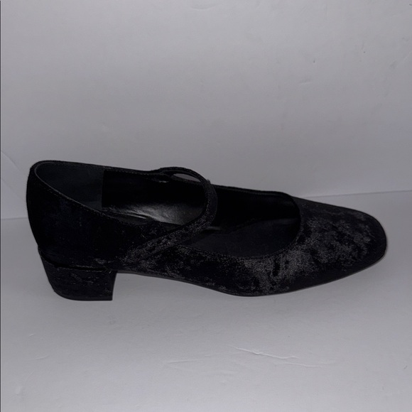BY FAR Made in Portugal Black Velvet Mary Jane Flats Shoes Women’s Size 39 - Picture 3 of 7